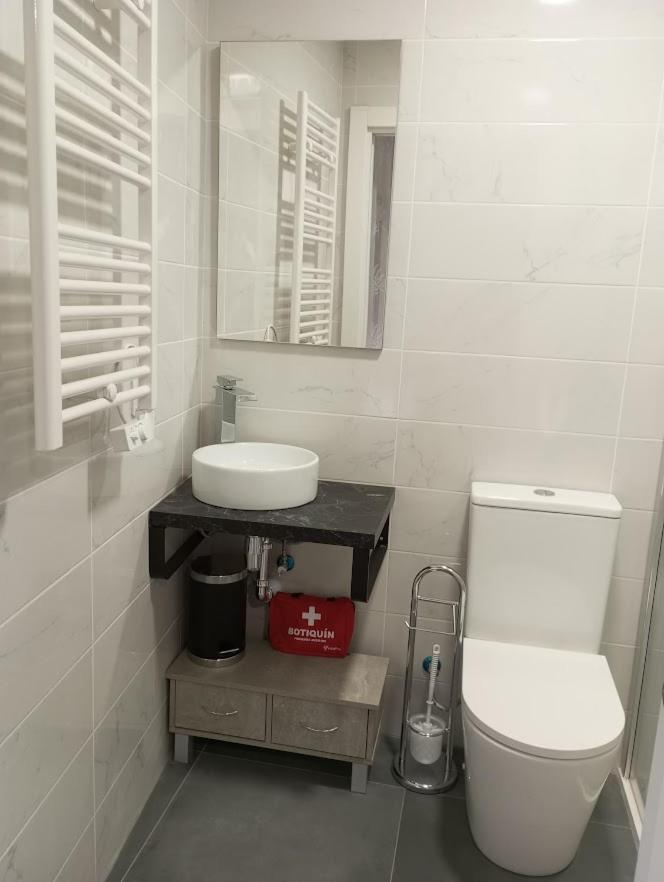 Apartamentos "El Balconico" アルゲダス エクステリア 写真