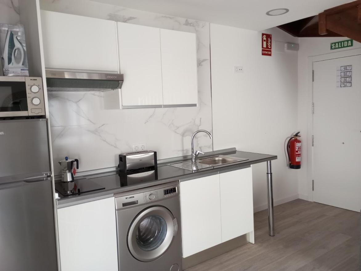 Apartamentos "El Balconico" アルゲダス エクステリア 写真
